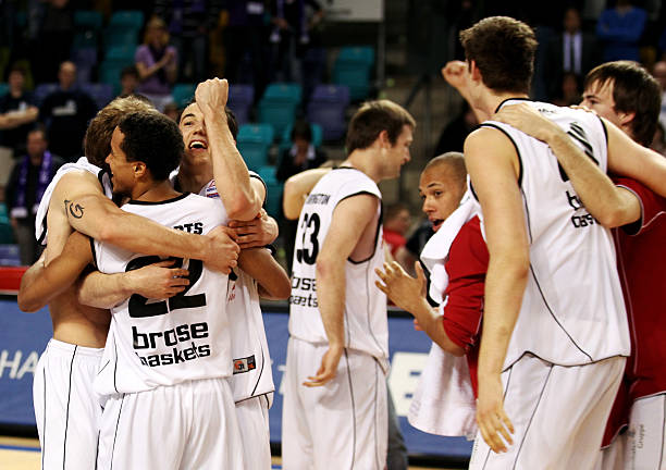 彰显中华力 彰显中华力